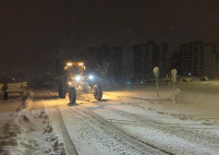 Elazığ Belediyesi Ekipleri, Karla Mücadele İçin Gece Gündüz Sahada