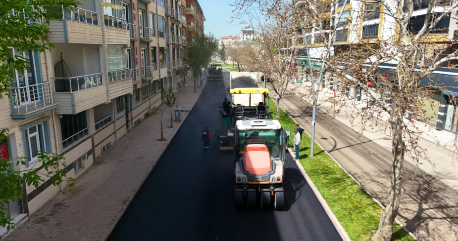 Yunus Emre Bulvarı Yenileniyor